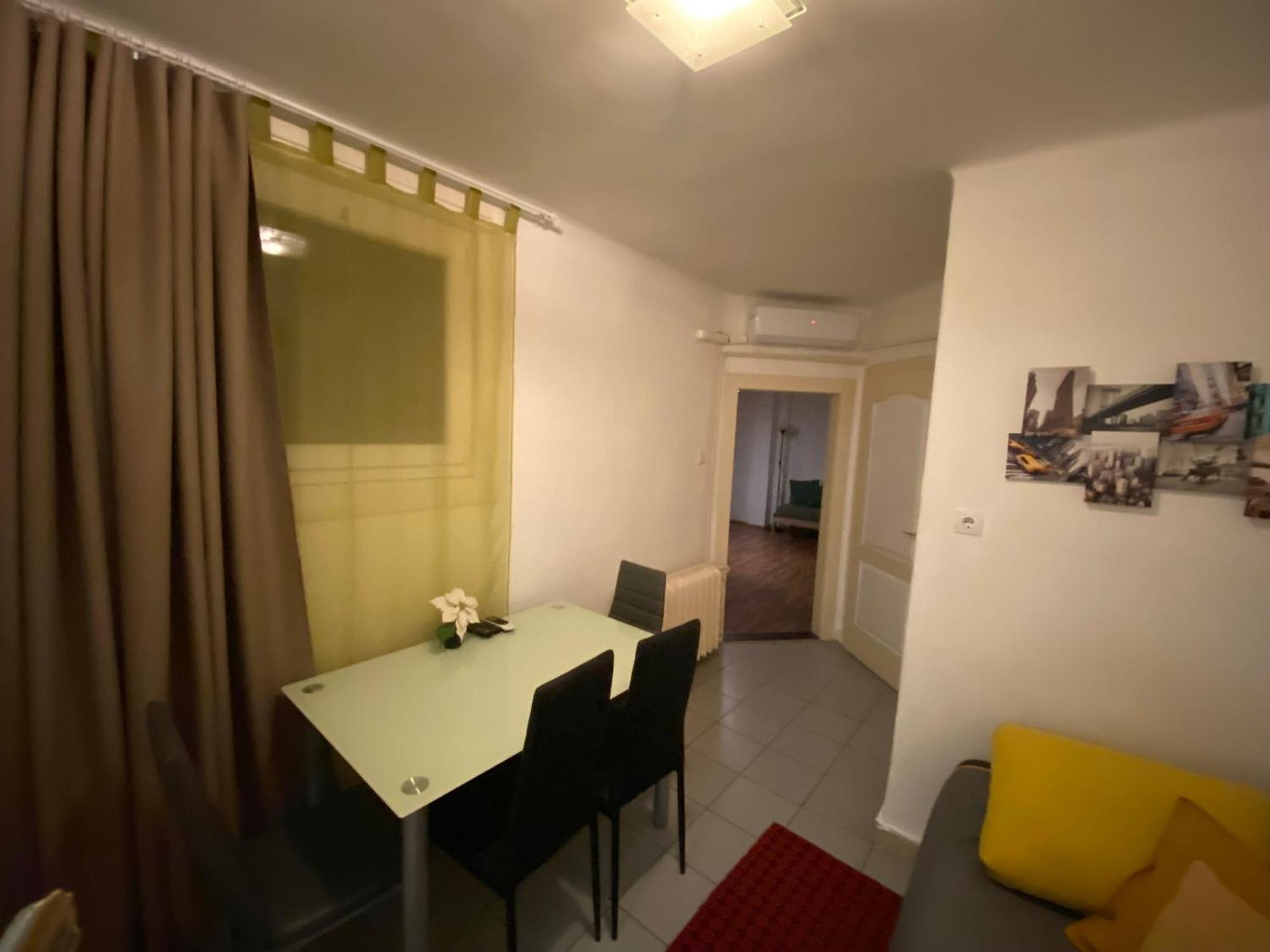 Apartament And Heart Of The *