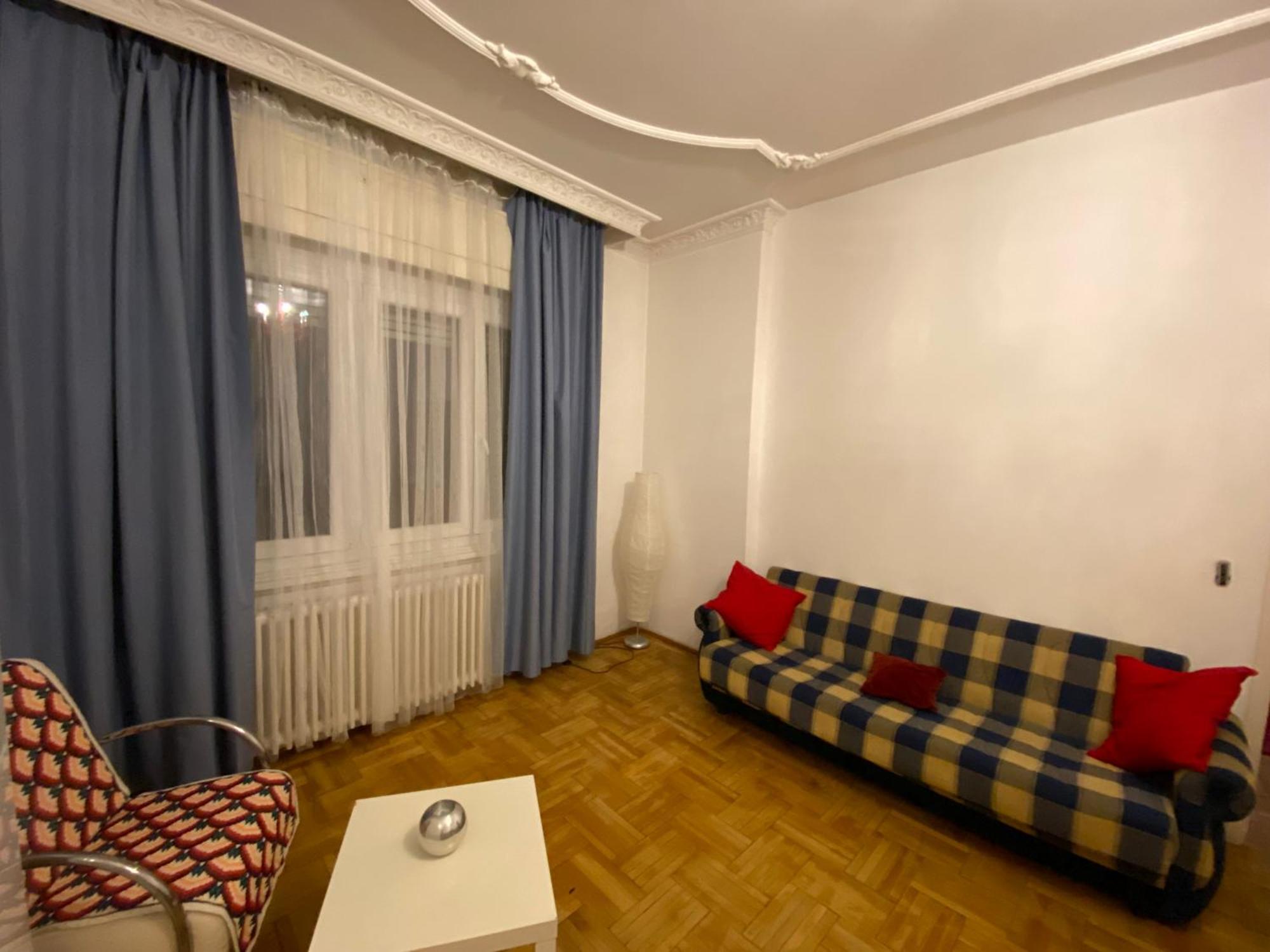 And Heart Of The Apartament