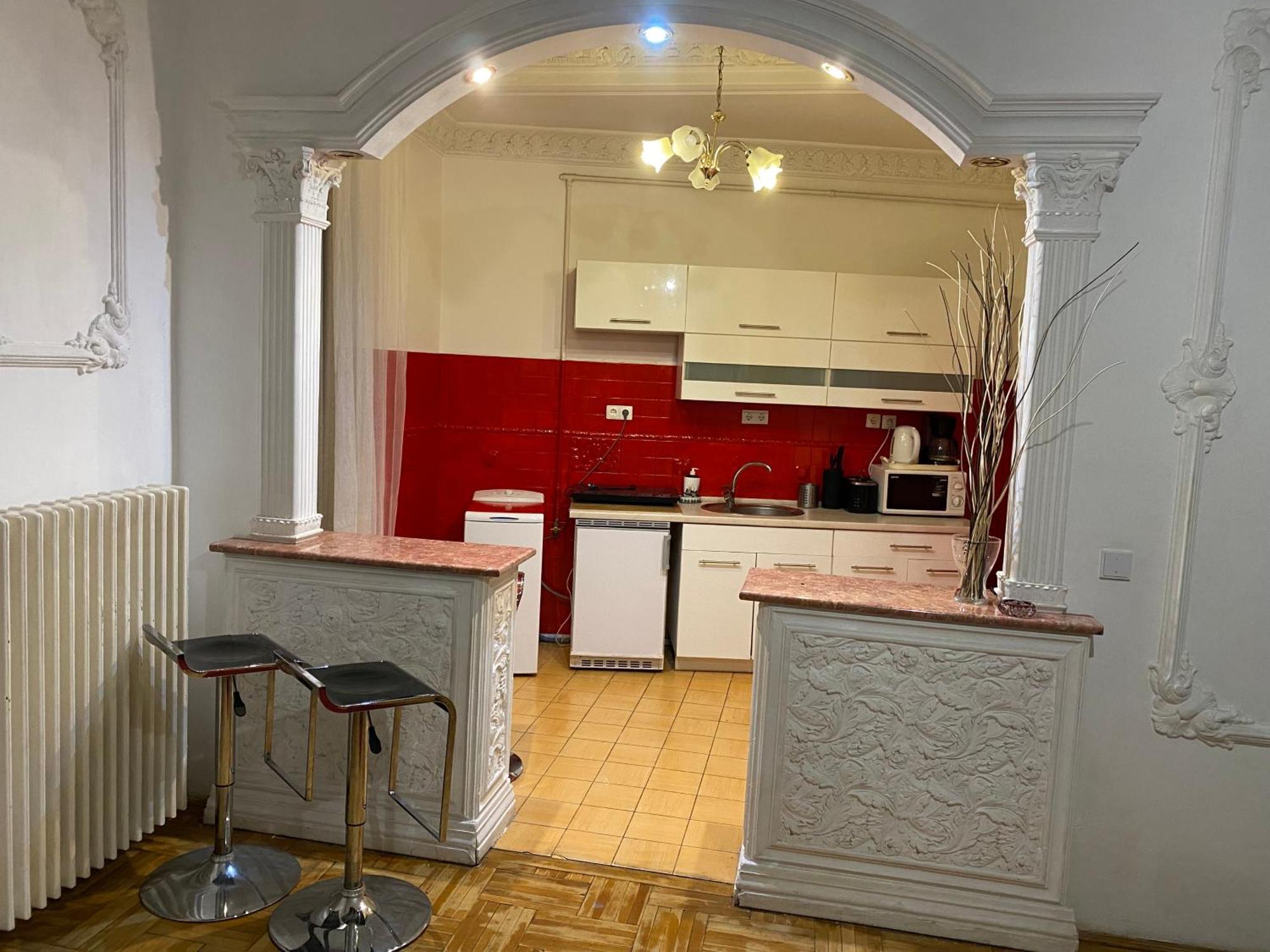 Apartament And Heart Of The