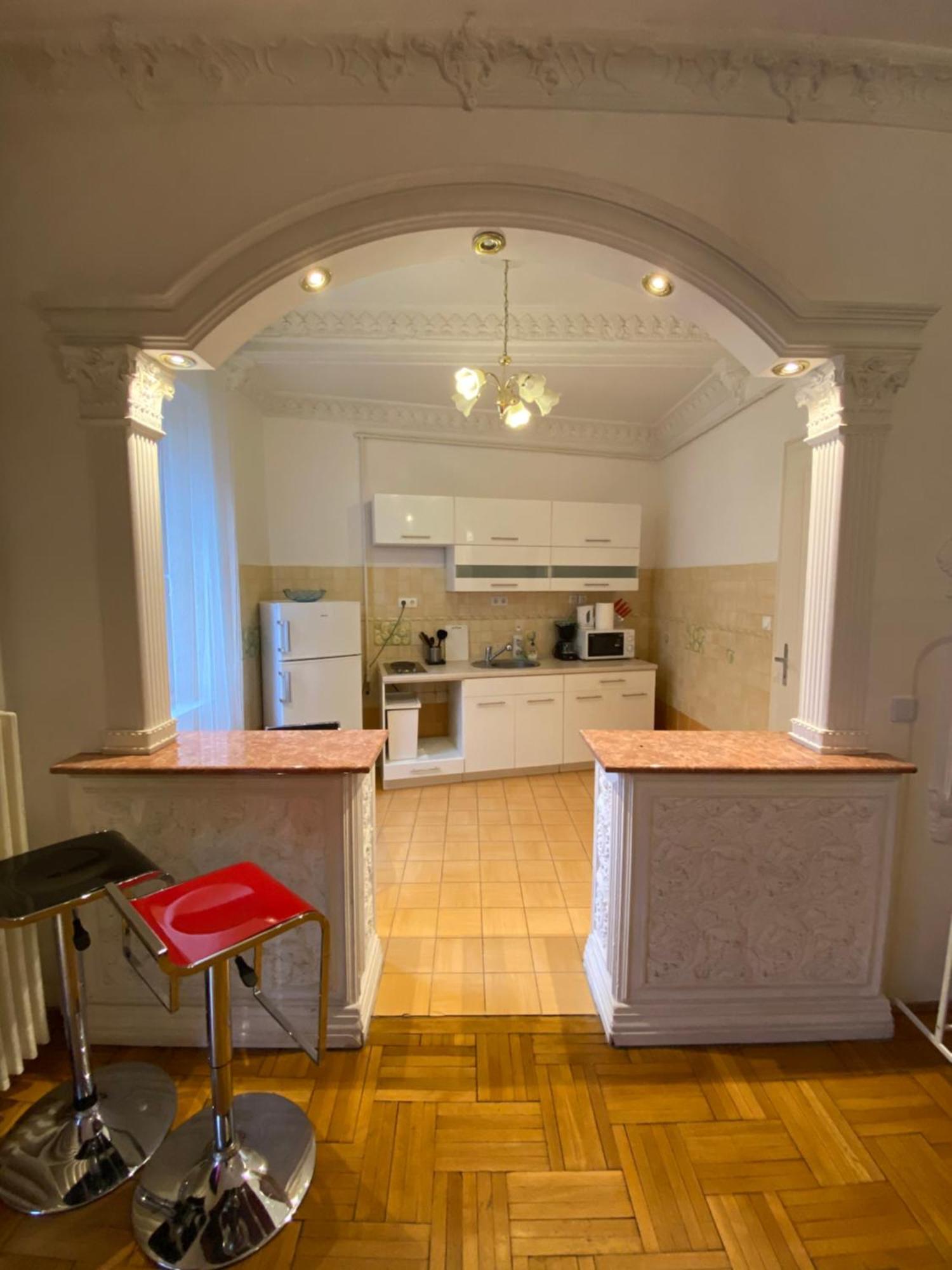 Apartament And Heart Of The *