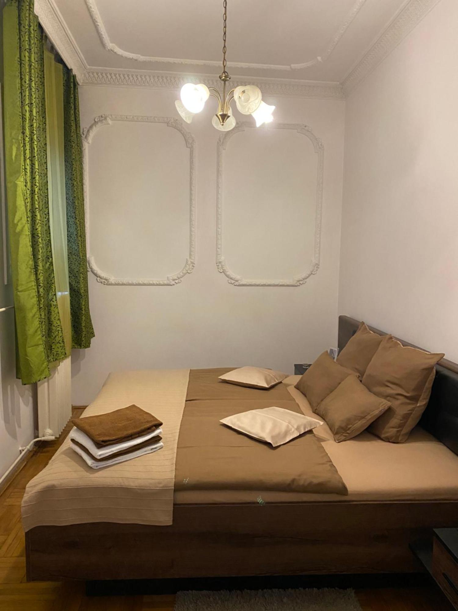 And Heart Of The Apartament