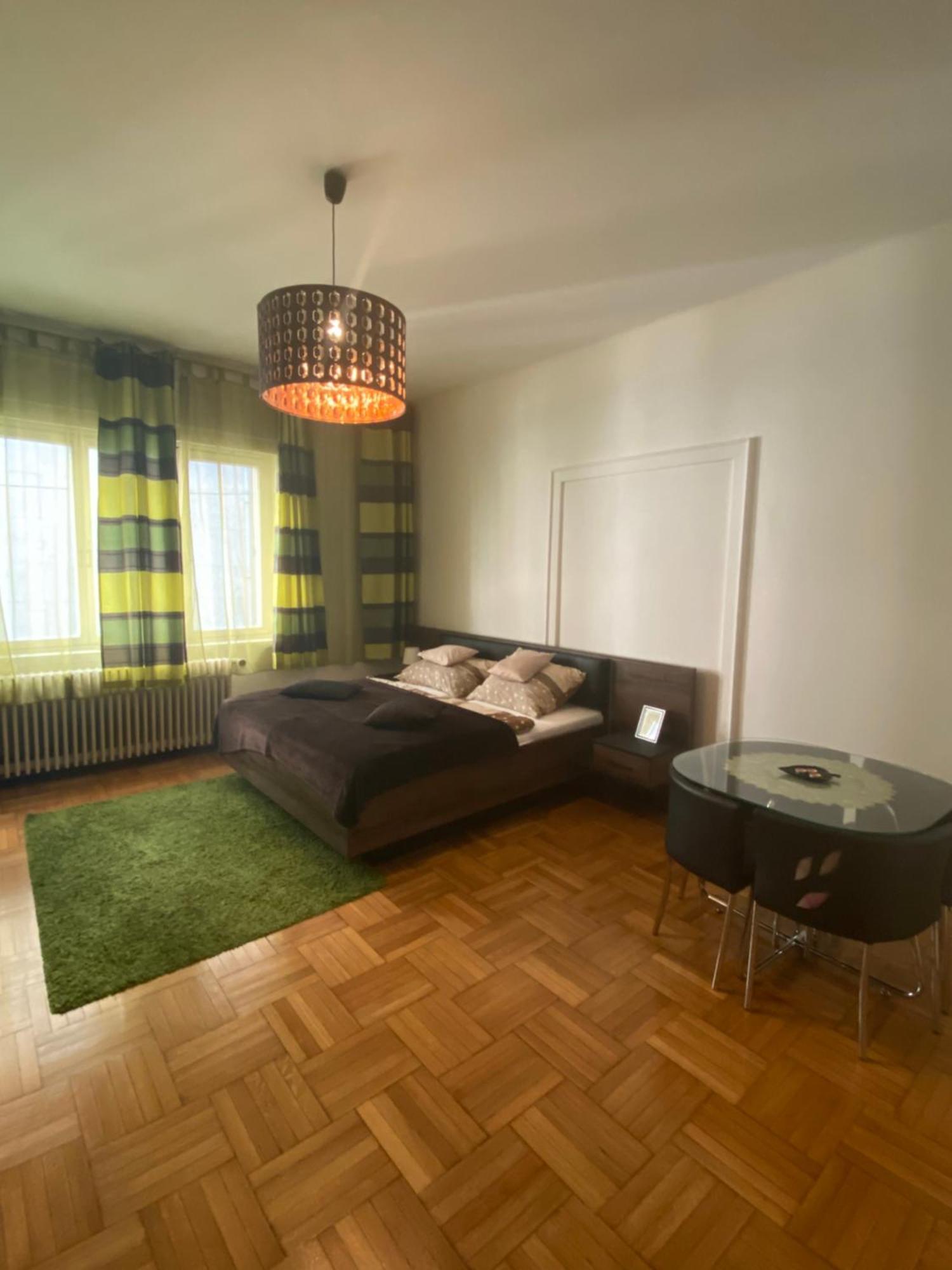 Apartament And Heart Of The *